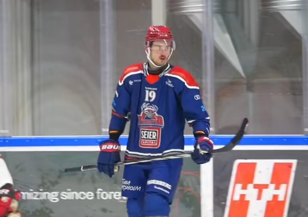 Filips Buncis, hokejazinas.com