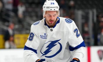 Zemgus Girgensons, hokejazinas.com