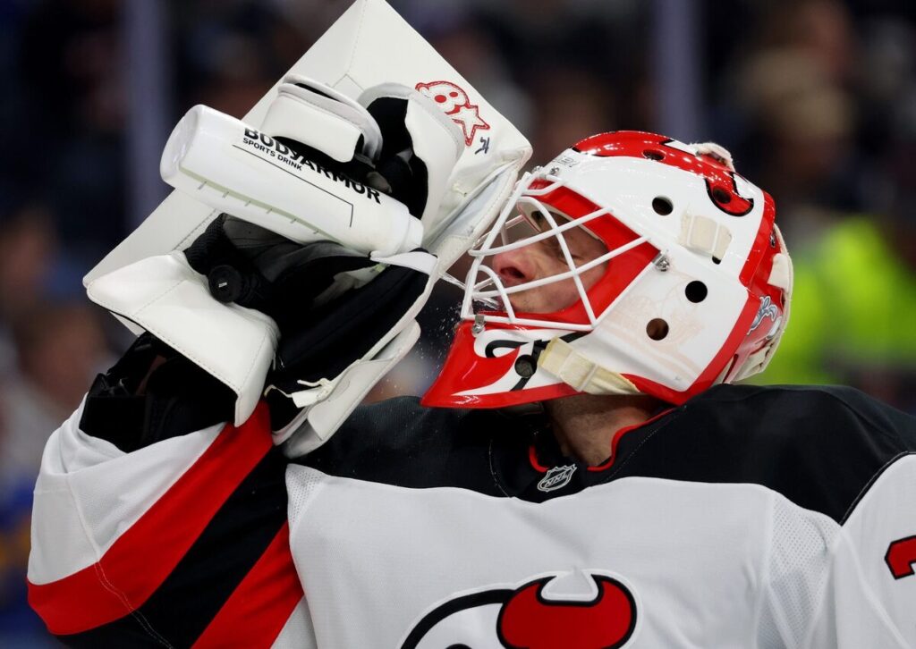 Džeiks Alens, hokejazinas.com