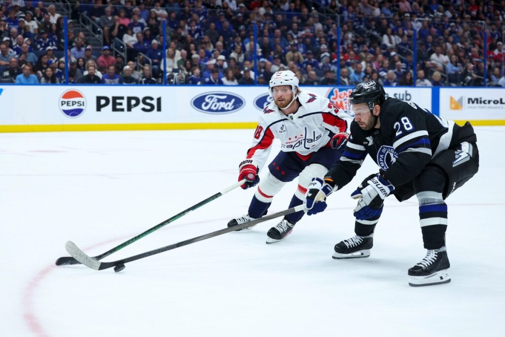 Zemgus Girgensons, hokejazinas.com