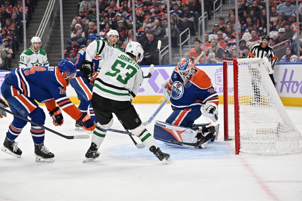 Vaiats Džonstons, hokejazinas.com