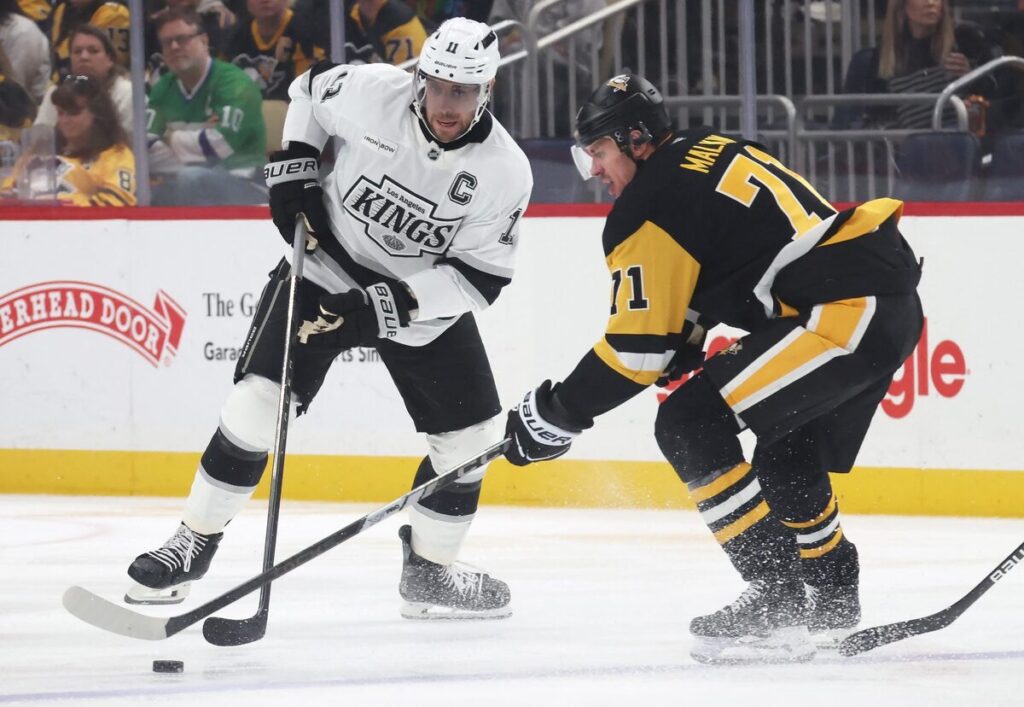 Anže Kopitars un Jevgēņijs Malkins, hokejazinas.com