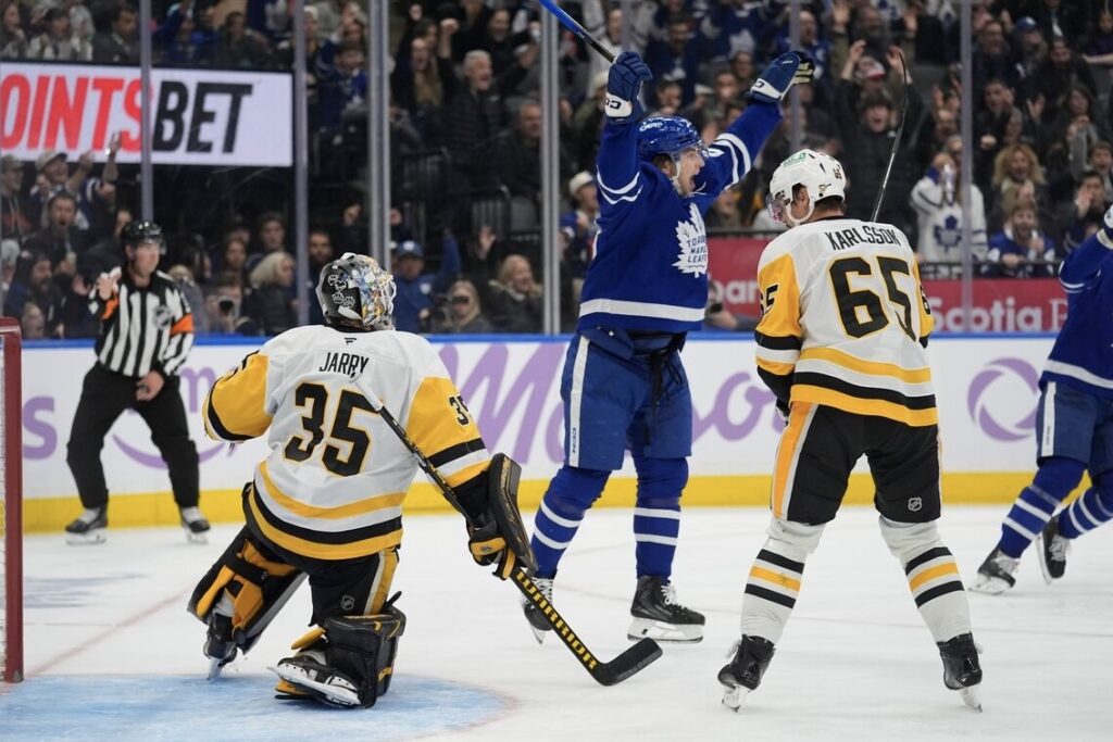 Pitsburgas "Penguins" un Toronto "Maple Leafs", hokejazinas.com