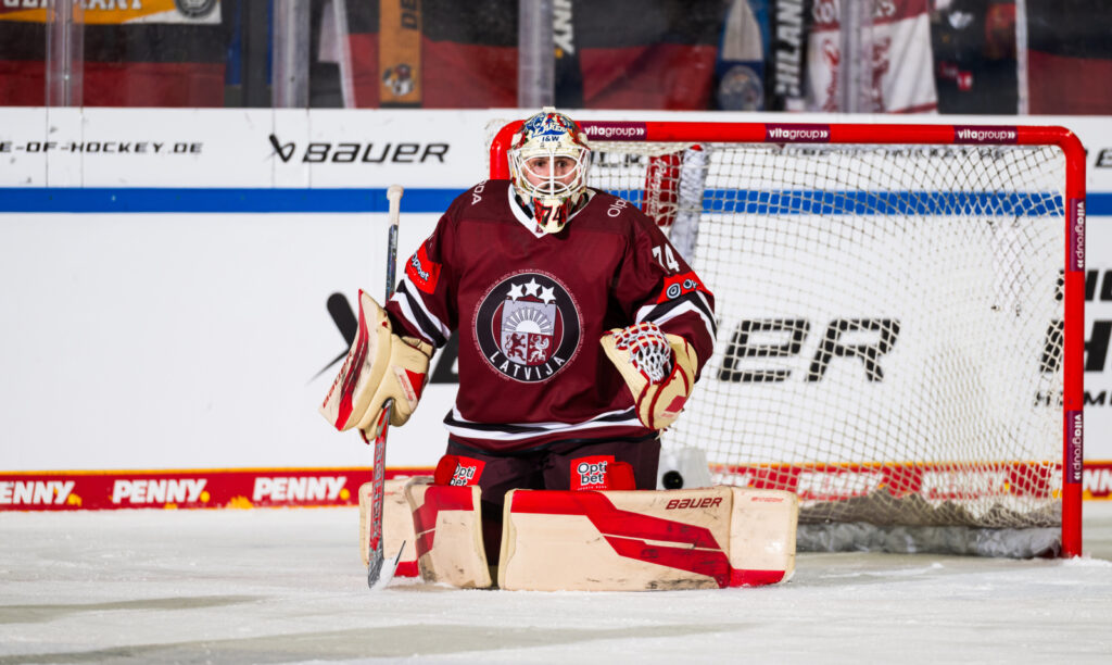 Ivars Punnenovs, hokejazinas.com