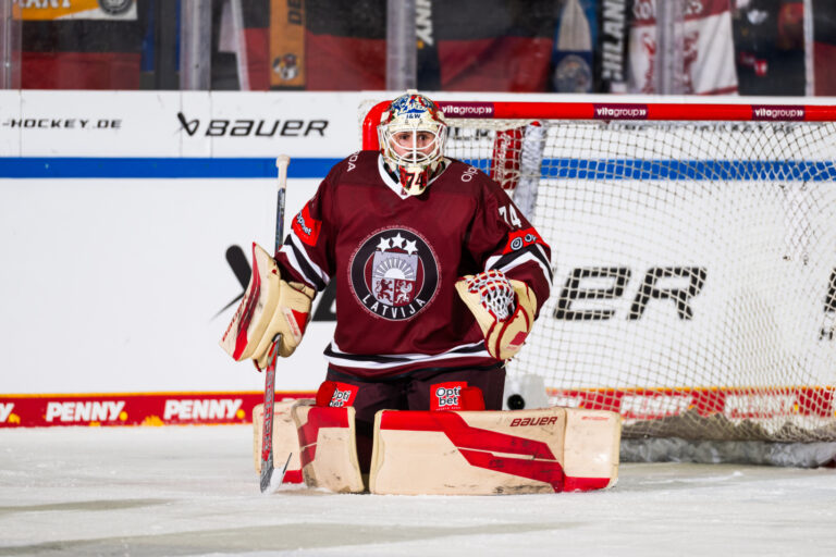 Ivars Punnenovs, hokejazinas.com