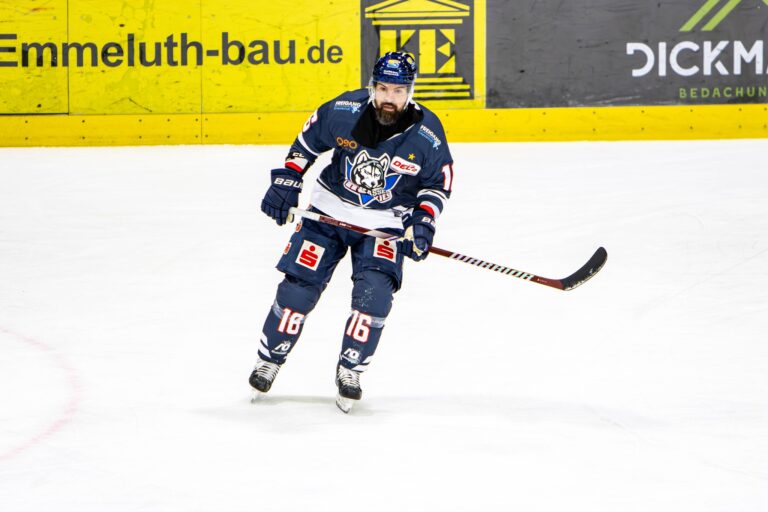 Kaspars Daugaviņš, Hokejazinas.com