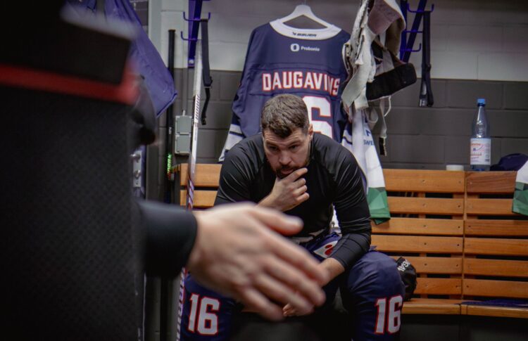 Kaspars Daugaviņš, Hokejazinas.com