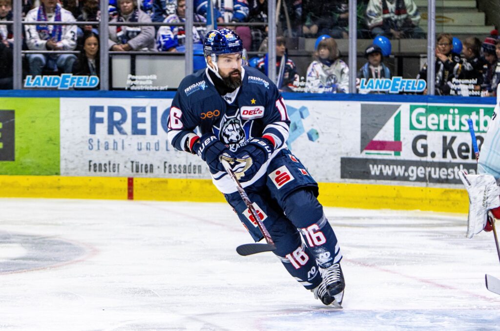 Kaspars Daugaviņš, Hokejazinas.com