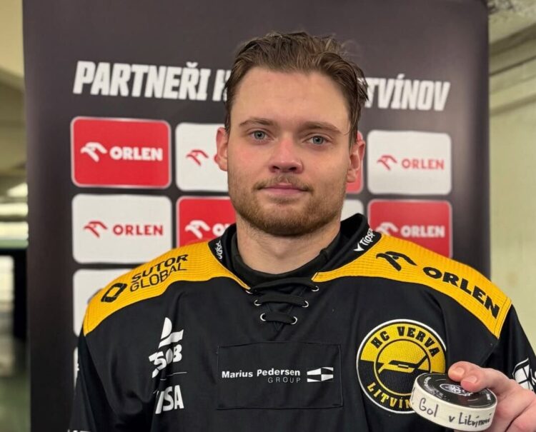 Markuss Komuls, hokejazinas.com