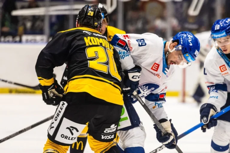 Markuss Komuls, hokejazinas.com