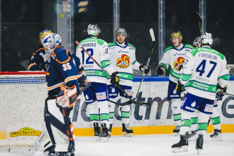 Miks Tumānovs, Hokejazinas.com