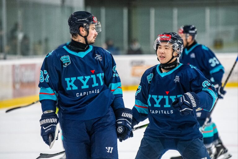 Daniils Fursa un Sems Hu, hokejazinas.com