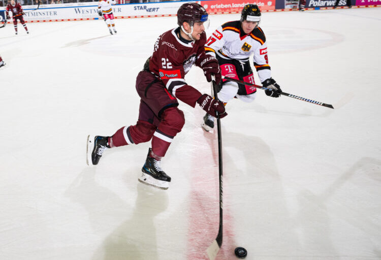 Toms Andersons, Hokejazinas.com