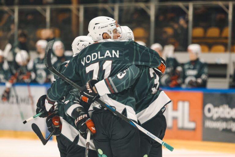 Luka Vodlans, Hokejazinas.com