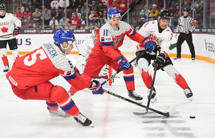 Čehijas U-20 - Kanādas U-20, hokejazinas.com