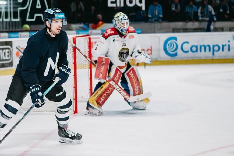 Mareks Mitens, Hokejazinas.com