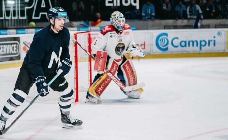 Mareks Mitens, Hokejazinas.com