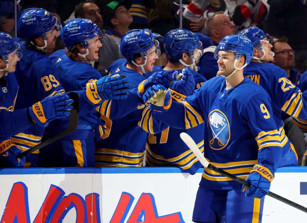 Džošs Noriss, hokejazinas.com