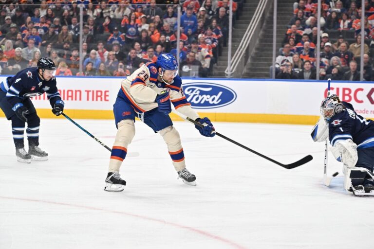 Leons Draizaitls, hokejazinas.com