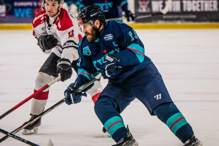 Mārtiņš Karsums, hokejazinas.com