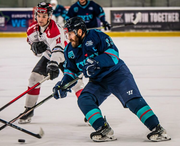 Mārtiņš Karsums, hokejazinas.com