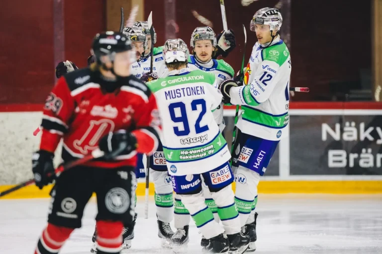 Miks Tumānovs, hokejazinas.com