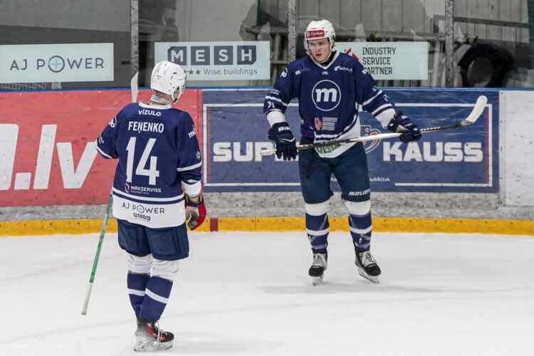 Niks Feņenko, hokejazinas.com