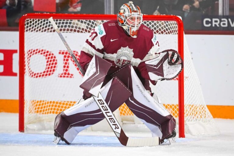 Nils Roberts Mauriņš, hokejazinas.com