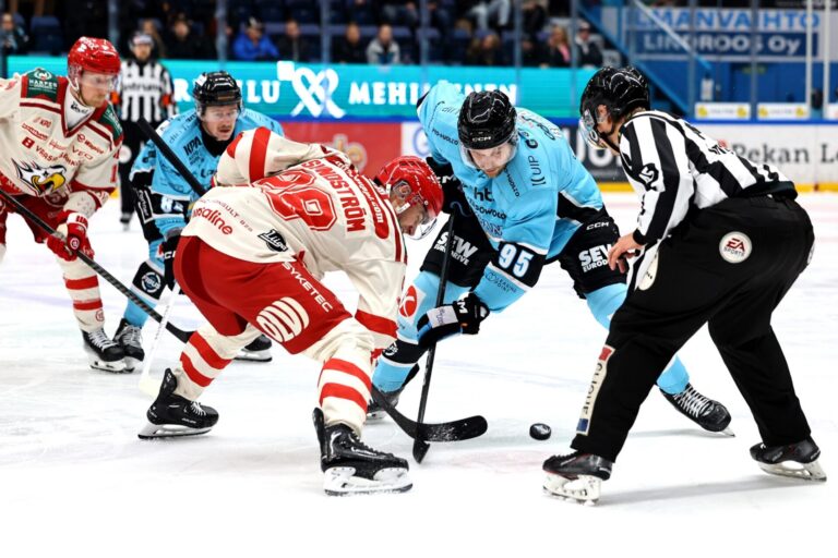 Oskars Batņa, Hokejazinas.com