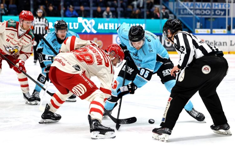 Oskars Batņa, Hokejazinas.com