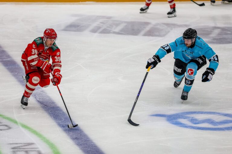 Oskars Batņa, Hokejazinas.com