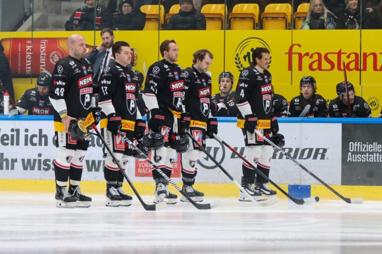 Roberts Bukarts, hokejazinas.com