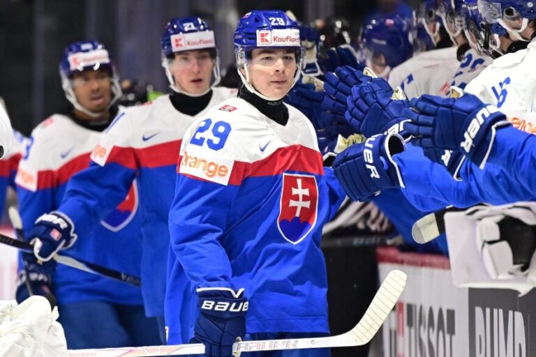 Tomašs Hrenko, hokejazinas.com