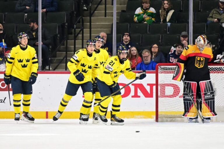 Zviedrijas U-20 - Vācijas U-20, hokejazinas.com