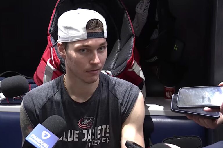 Elvis Merzļikins, hokejazinas.com