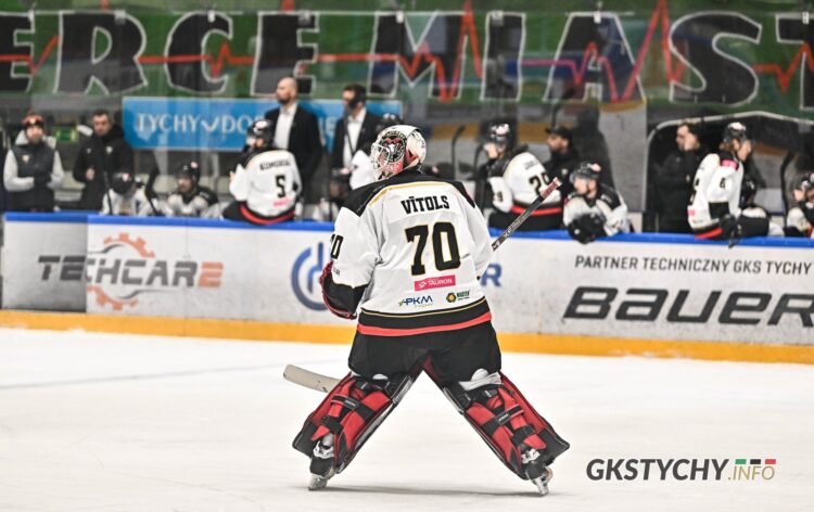 Ēriks Vītols, hokejazinas.com