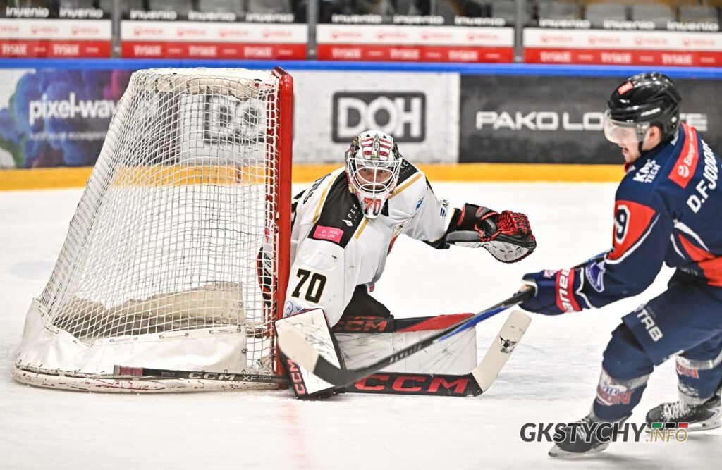 Ēriks Vītols, hokejazinas.com