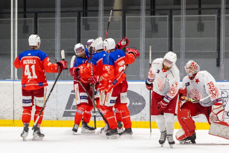 Frenks Razgals, hokejazinas.com