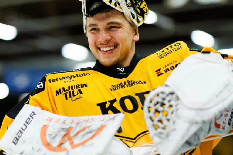 Gustavs Dāvis Grigals, Hokejazinas.com