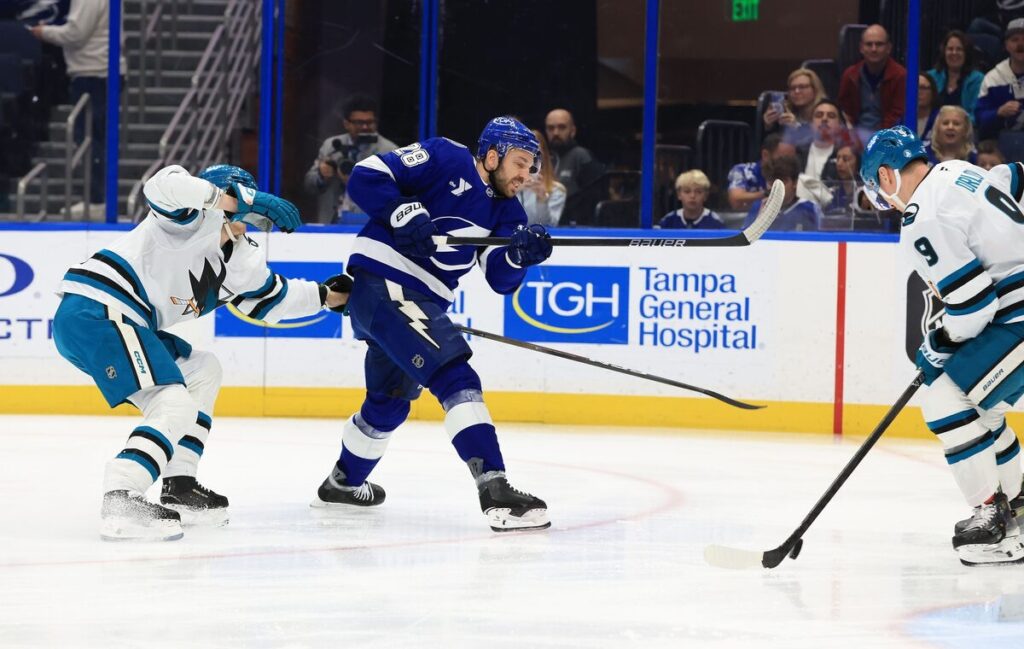 Zemgus Girgensons, hokejazinas.com