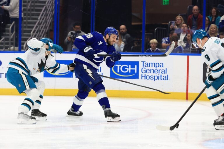 Zemgus Girgensons, hokejazinas.com