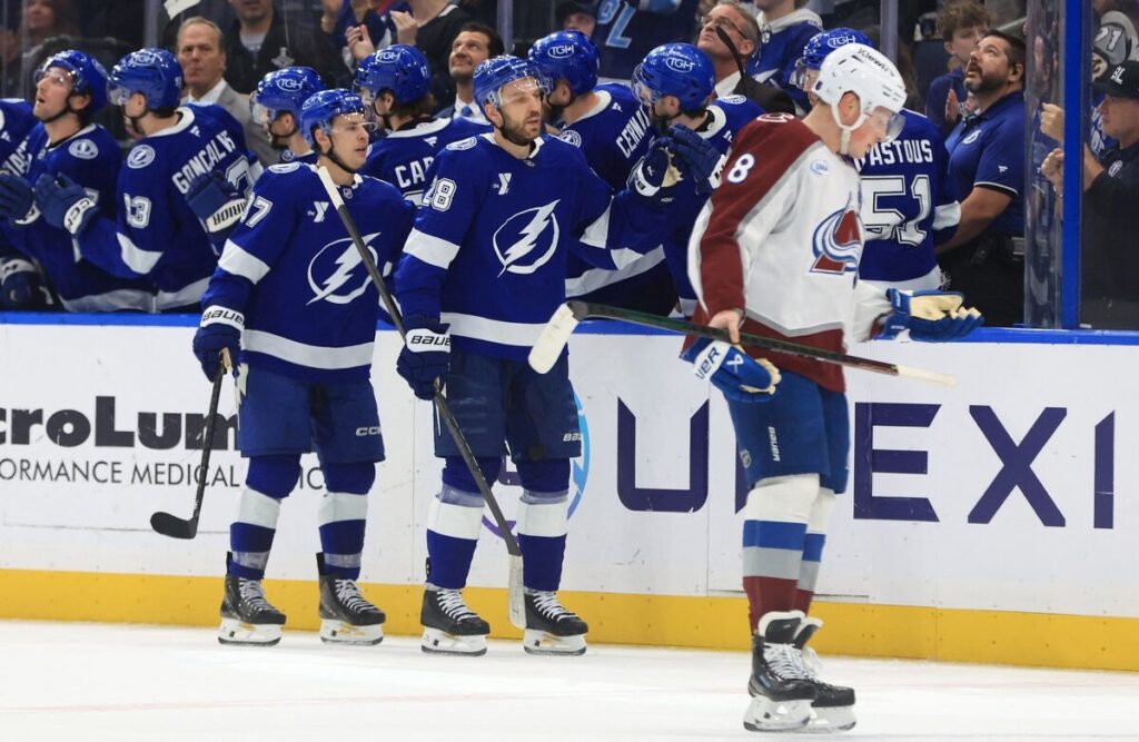 Zemgus Girgensons, hokejazinas.com