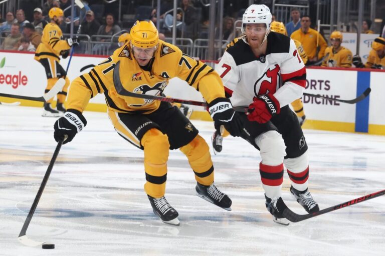 Jevgēņijs Malkins un Dagijs Hamiltons, hokejazinas.com