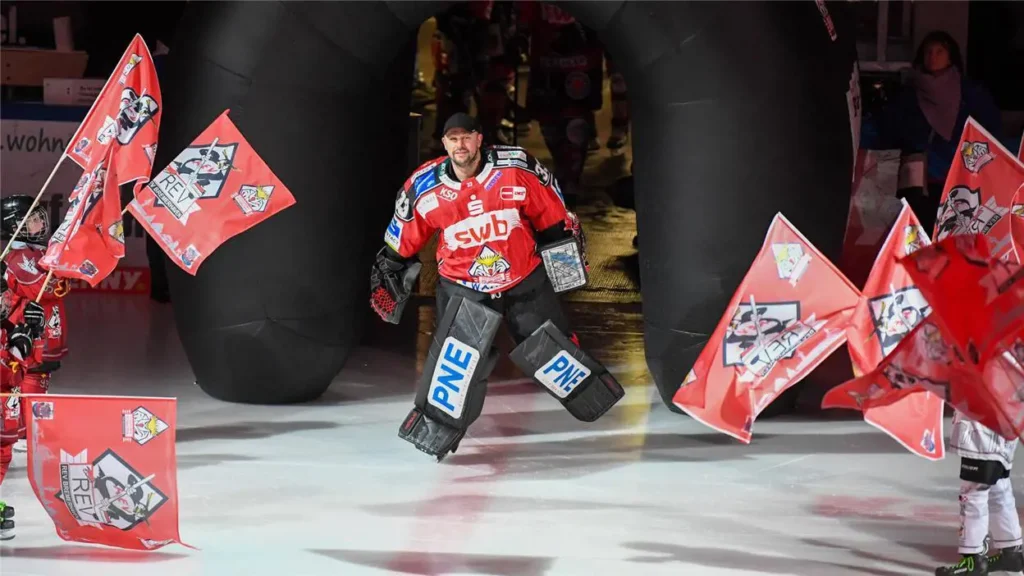 Jūliuss Hudačeks, hokejazinas.com