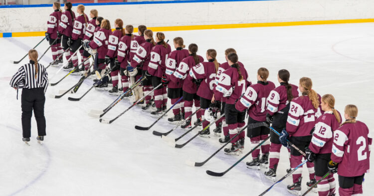 Latvijas U-18 sieviešu izlase, Hokejazinas.com
