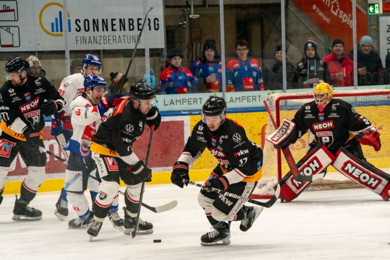 Roberts Bukarts, hokejazinas.com