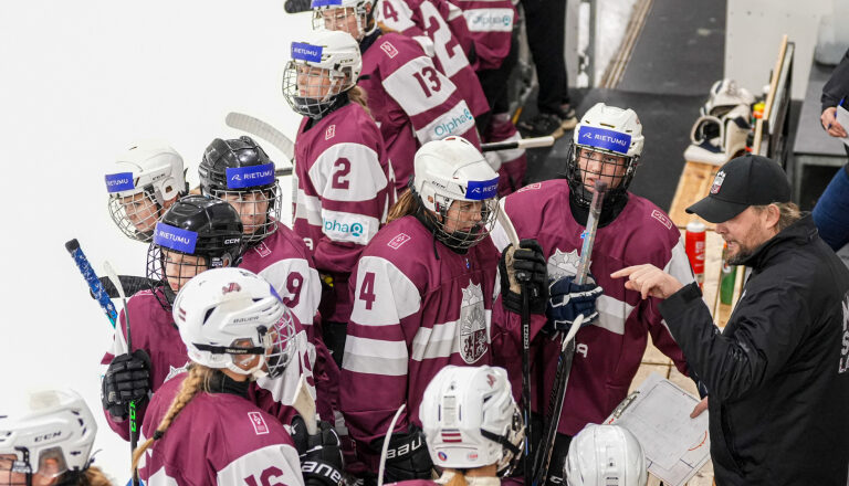 Latvijas U-18 sieviešu izlase, Hokejazinas.com