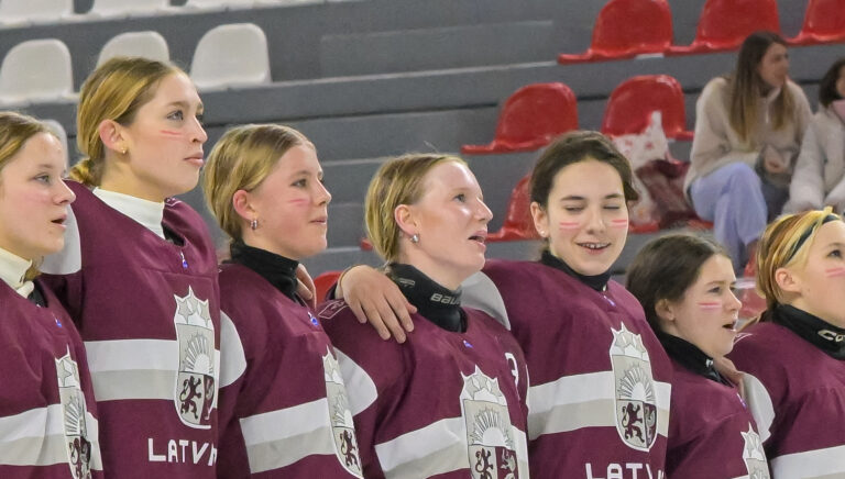Latvijas U-18 sieviešu izlase, Hokejazinas.com