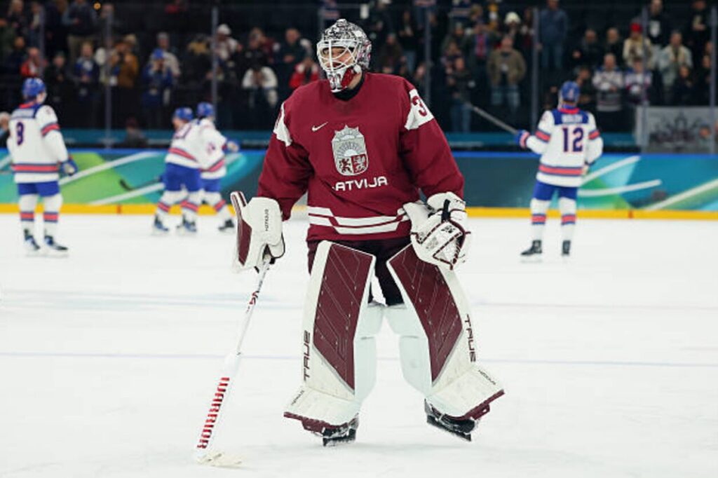 Artūrs Šilovs, hokejazinas.com