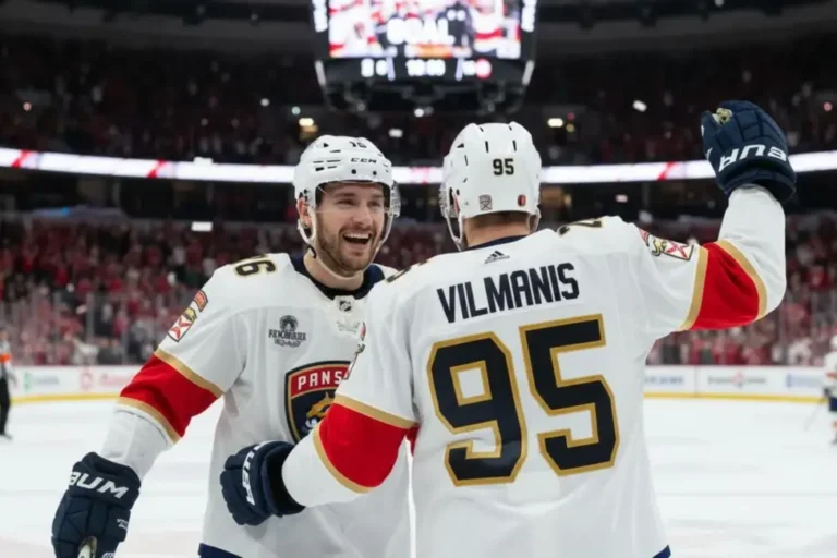 Uvis Balinskis un Sandis Vilmanis, hokejazinas.com